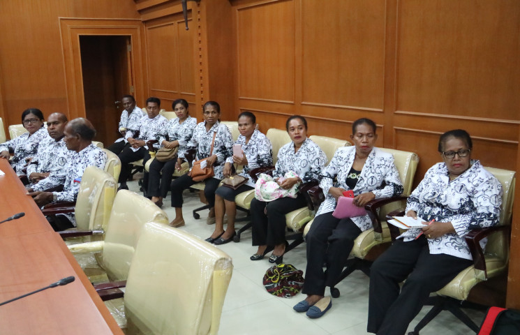 Wagub Minta Guru Tak Mogok Karena Tuntut ULP